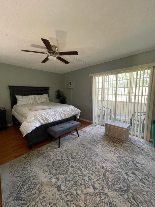 Active With Contract: $89,000 (1 beds, 1 baths, 700 Square Feet)