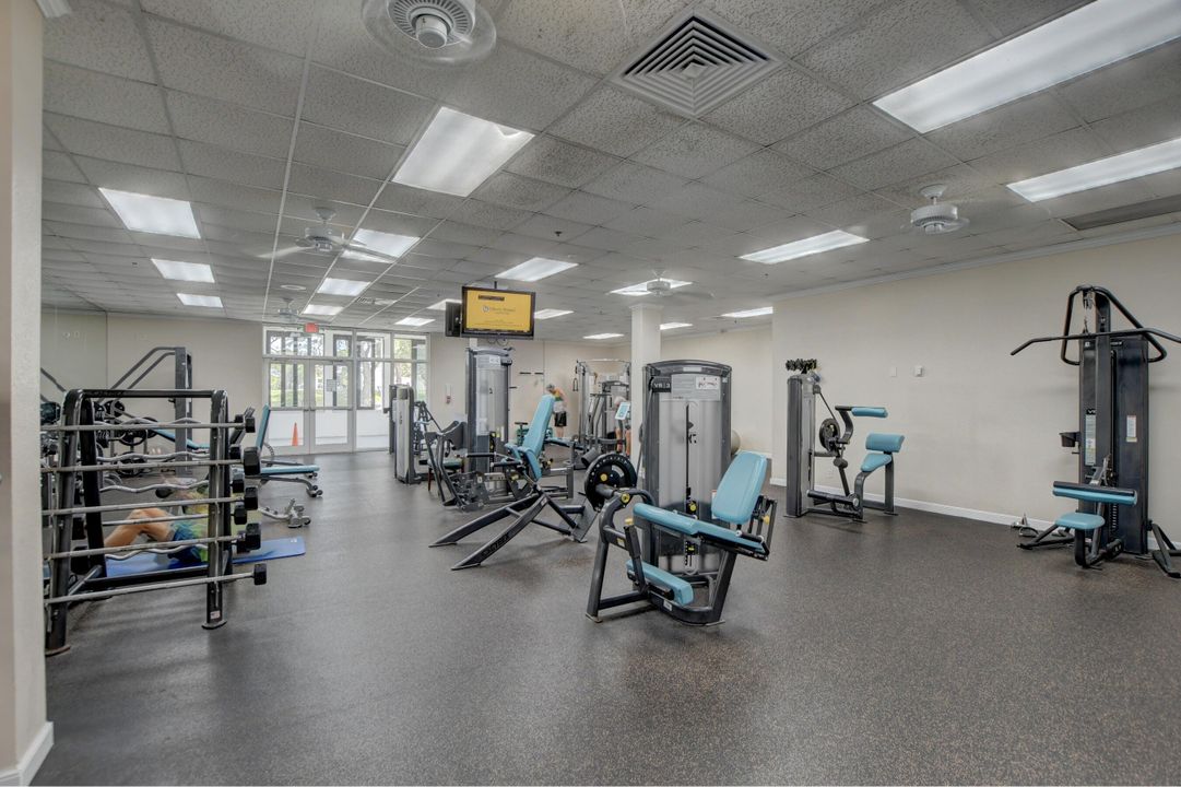 Active With Contract: $89,000 (1 beds, 1 baths, 700 Square Feet)
