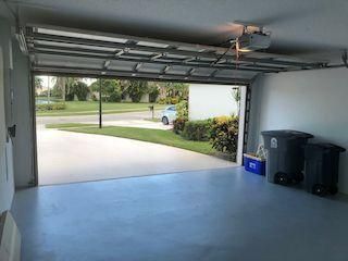 合同活跃: $3,300 (3 贝兹, 2 浴室, 1617 平方英尺)