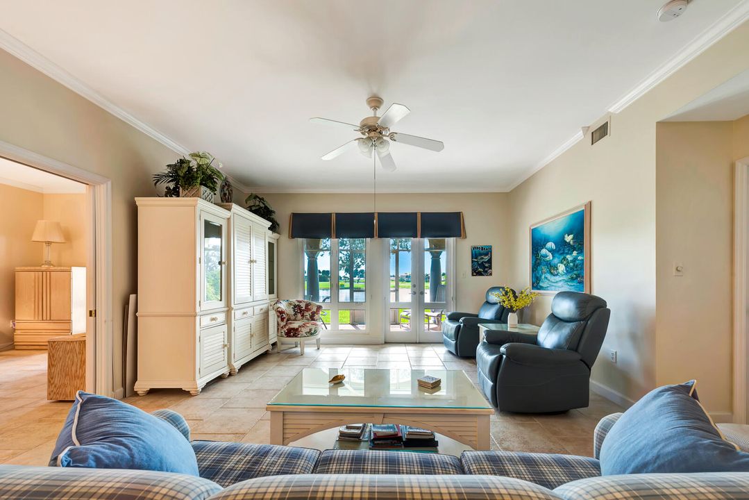 На продажу: $349,900 (2 спален, 2 ванн, 1486 Квадратных фут)