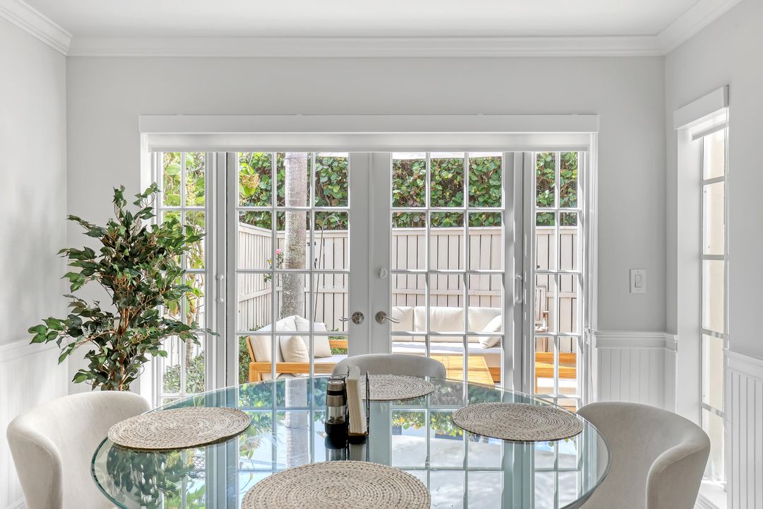 Active With Contract: $15,000 (3 beds, 3 baths, 2720 Square Feet)