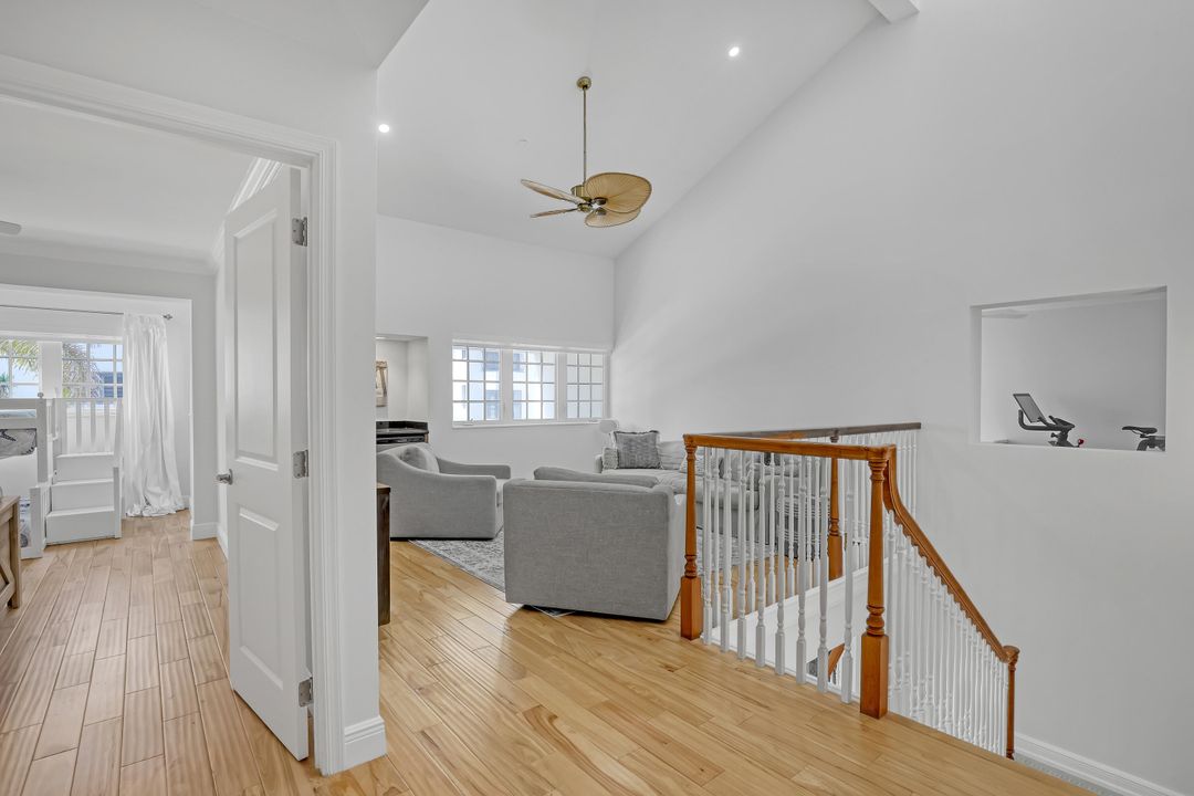 Active With Contract: $15,000 (3 beds, 3 baths, 2720 Square Feet)