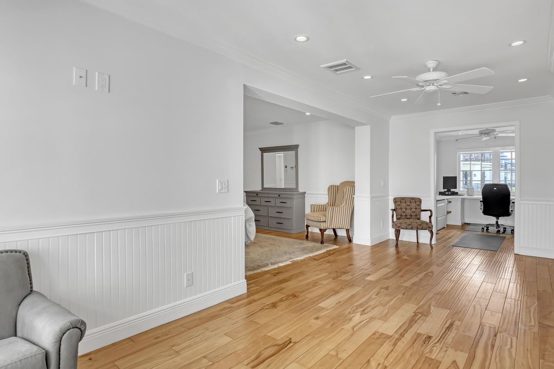 Active With Contract: $15,000 (3 beds, 3 baths, 2720 Square Feet)