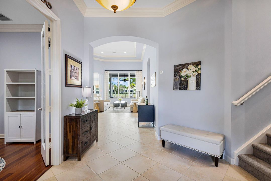 待售: $2,899,000 (5 贝兹, 5 浴室, 4085 平方英尺)