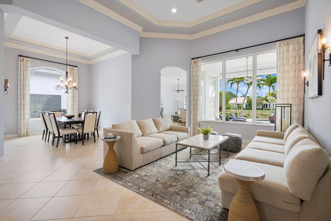 待售: $2,899,000 (5 贝兹, 5 浴室, 4085 平方英尺)