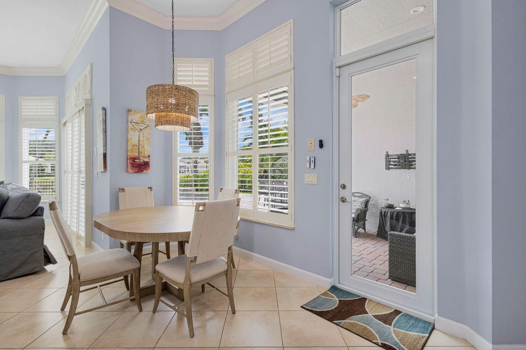 待售: $2,899,000 (5 贝兹, 5 浴室, 4085 平方英尺)