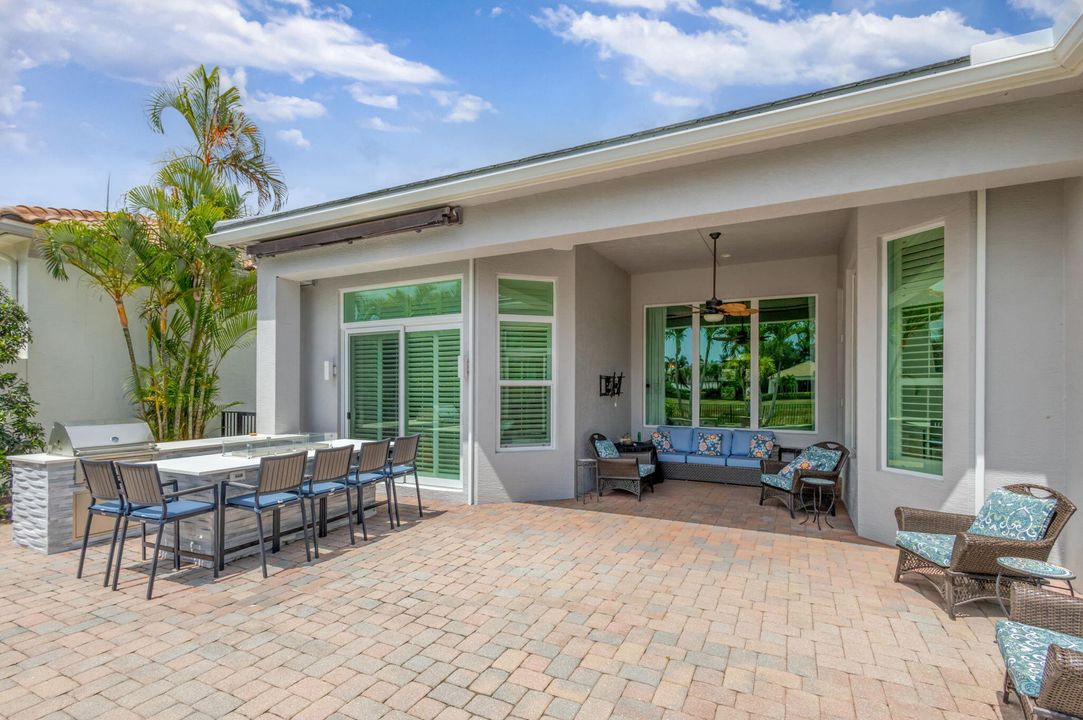 待售: $2,899,000 (5 贝兹, 5 浴室, 4085 平方英尺)