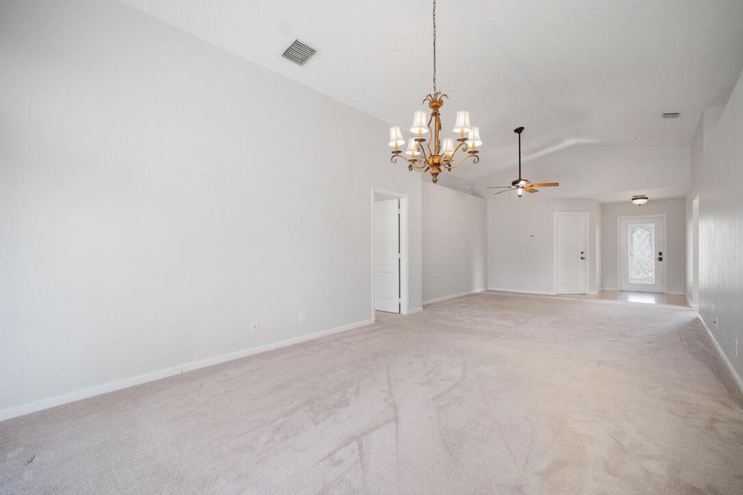 На продажу: $468,500 (3 спален, 2 ванн, 1496 Квадратных фут)