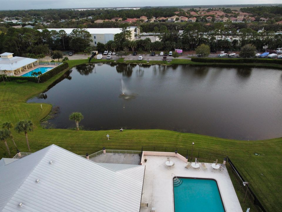 На продажу: $468,500 (3 спален, 2 ванн, 1496 Квадратных фут)