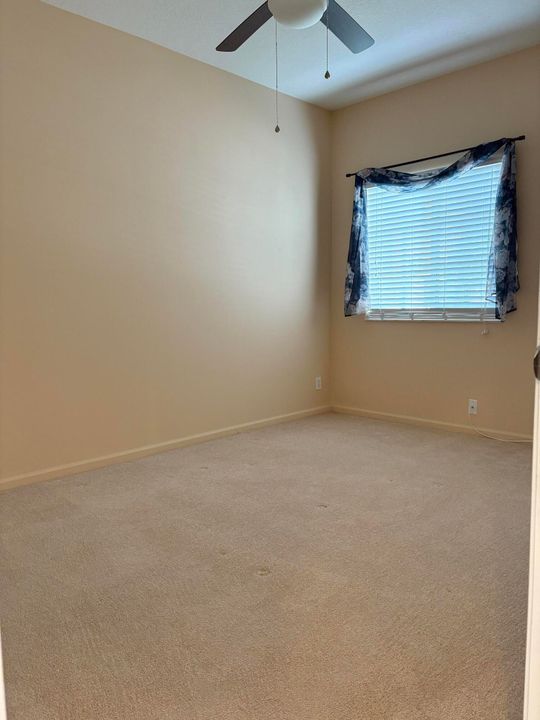 For Sale: $325,000 (2 beds, 2 baths, 1259 Square Feet)