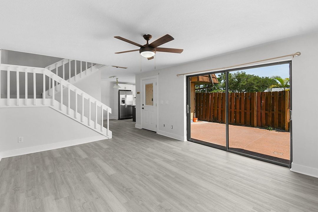 Active With Contract: $175,000 (2 beds, 1 baths, 1328 Square Feet)