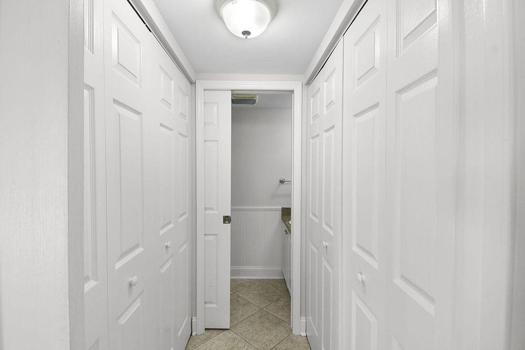 Active With Contract: $175,000 (2 beds, 1 baths, 1328 Square Feet)