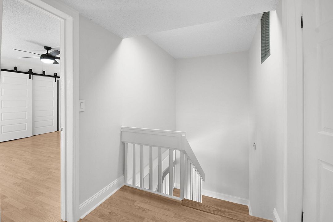 Active With Contract: $175,000 (2 beds, 1 baths, 1328 Square Feet)