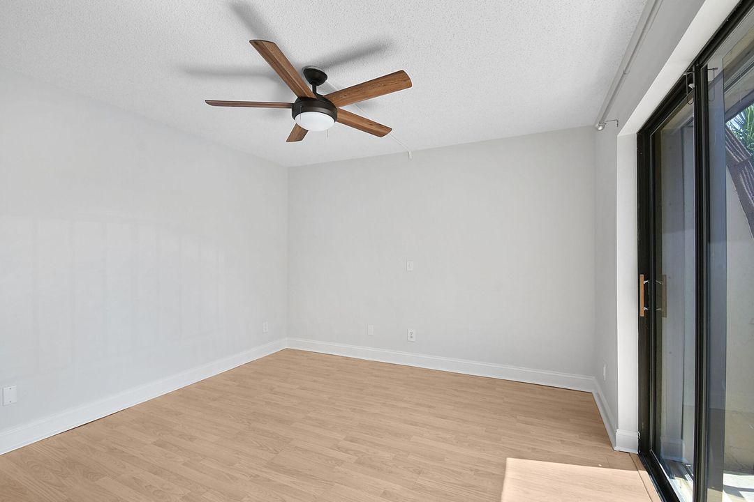 Active With Contract: $175,000 (2 beds, 1 baths, 1328 Square Feet)