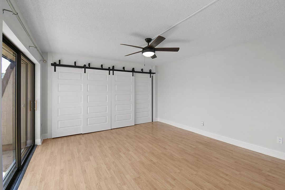 Active With Contract: $175,000 (2 beds, 1 baths, 1328 Square Feet)