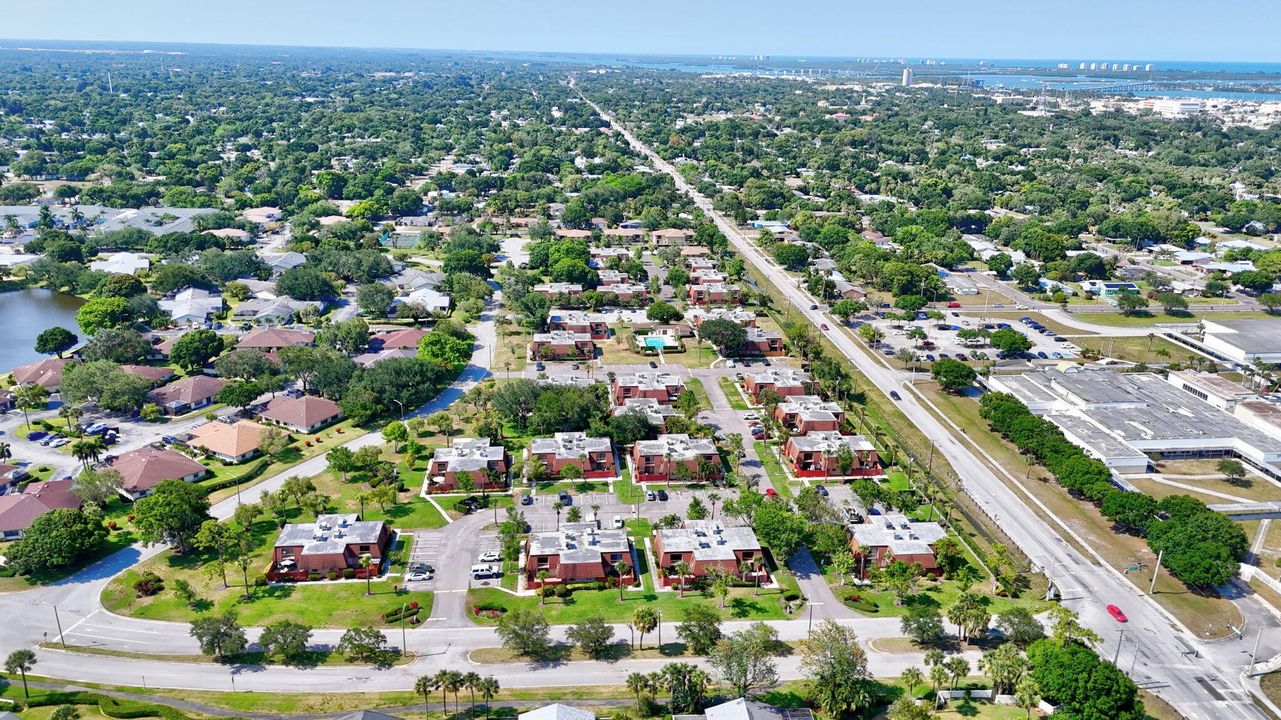 Active With Contract: $175,000 (2 beds, 1 baths, 1328 Square Feet)