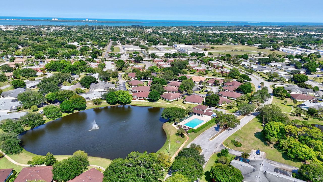 Active With Contract: $175,000 (2 beds, 1 baths, 1328 Square Feet)