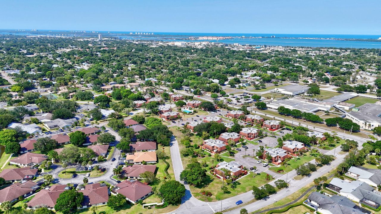 Active With Contract: $175,000 (2 beds, 1 baths, 1328 Square Feet)