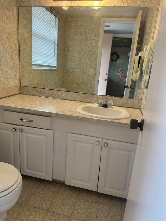 На продажу: $99,900 (1 спален, 1 ванн, 660 Квадратных фут)