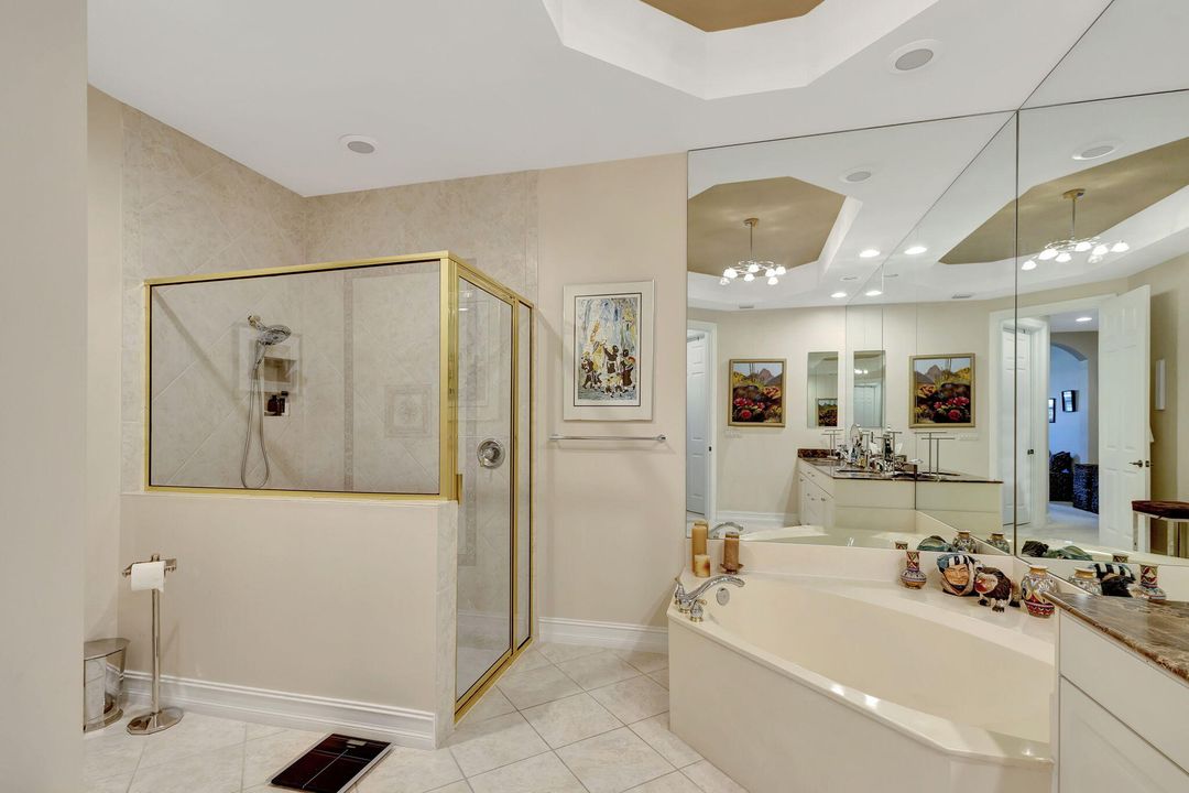 合同活跃: $509,000 (3 贝兹, 2 浴室, 1964 平方英尺)