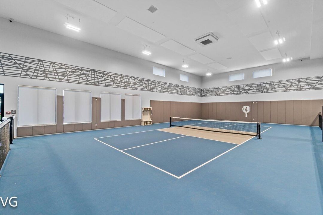 For Sale: $1,343,900 (4 beds, 3 baths, 2445 Square Feet)