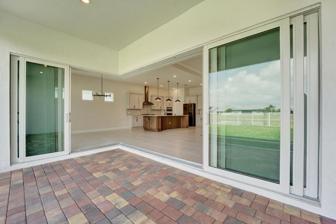 Active With Contract: $5,700 (4 beds, 3 baths, 3600 Square Feet)