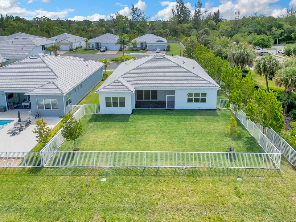 Active With Contract: $5,700 (4 beds, 3 baths, 3600 Square Feet)