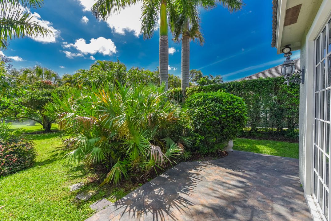 Activo con contrato: $1,100,000 (4 camas, 3 baños, 2878 Pies cuadrados)