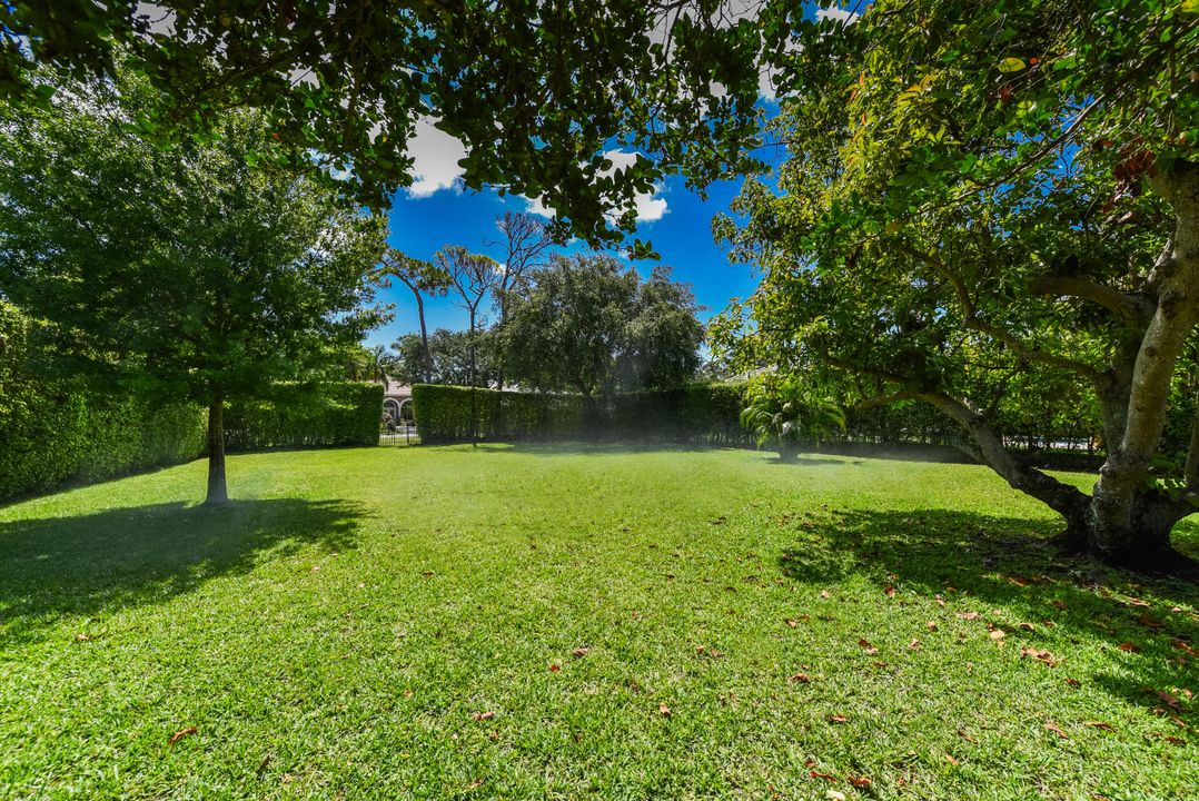 Activo con contrato: $1,100,000 (4 camas, 3 baños, 2878 Pies cuadrados)