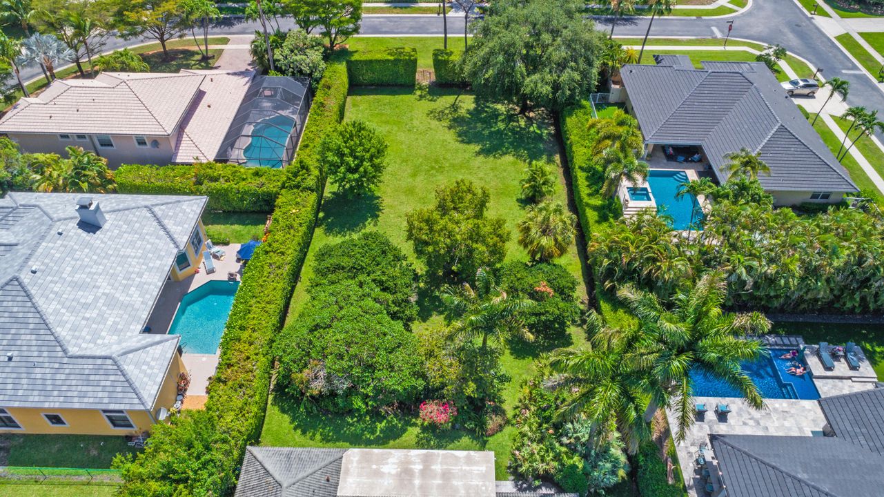 Activo con contrato: $1,100,000 (4 camas, 3 baños, 2878 Pies cuadrados)