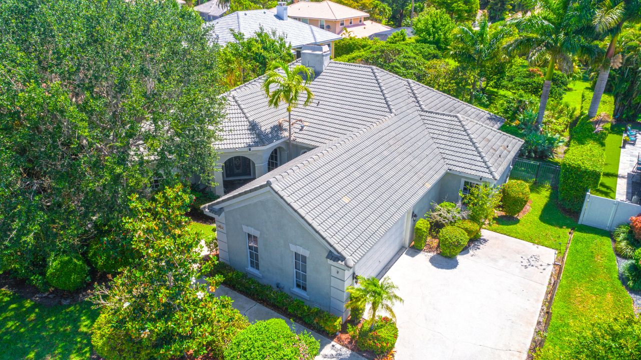 Activo con contrato: $1,100,000 (4 camas, 3 baños, 2878 Pies cuadrados)