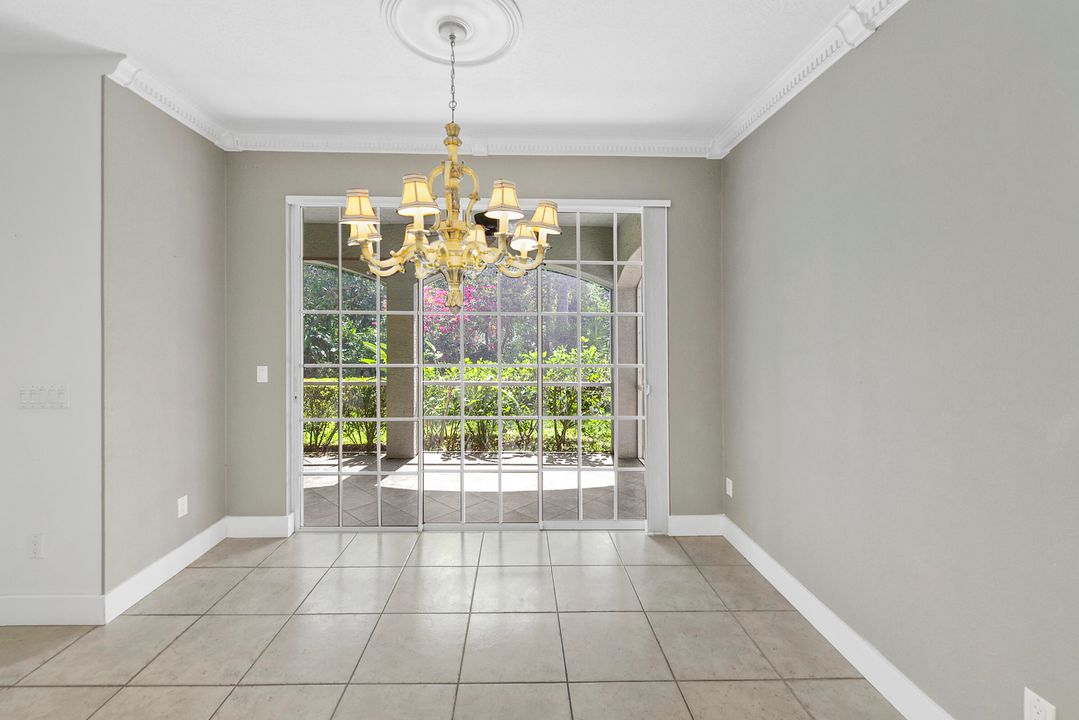 Activo con contrato: $1,100,000 (4 camas, 3 baños, 2878 Pies cuadrados)