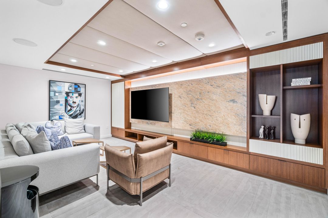 Active With Contract: $2,750,000 (2 beds, 2 baths, 2193 Square Feet)