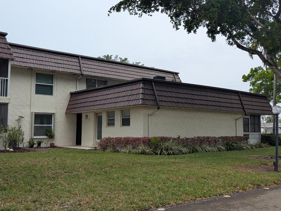 На продажу: $89,900 (1 спален, 1 ванн, 660 Квадратных фут)