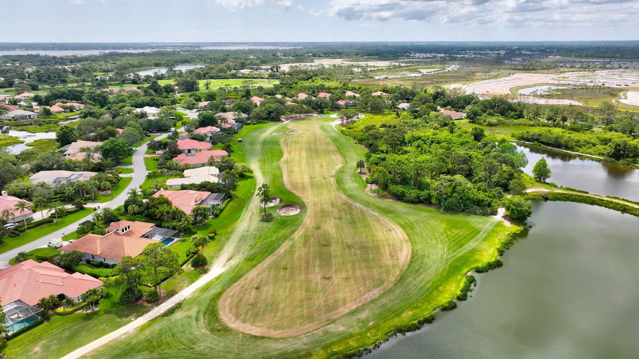 待售: $999,000 (4 贝兹, 3 浴室, 3621 平方英尺)