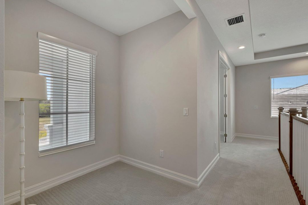 待售: $999,000 (4 贝兹, 3 浴室, 3621 平方英尺)