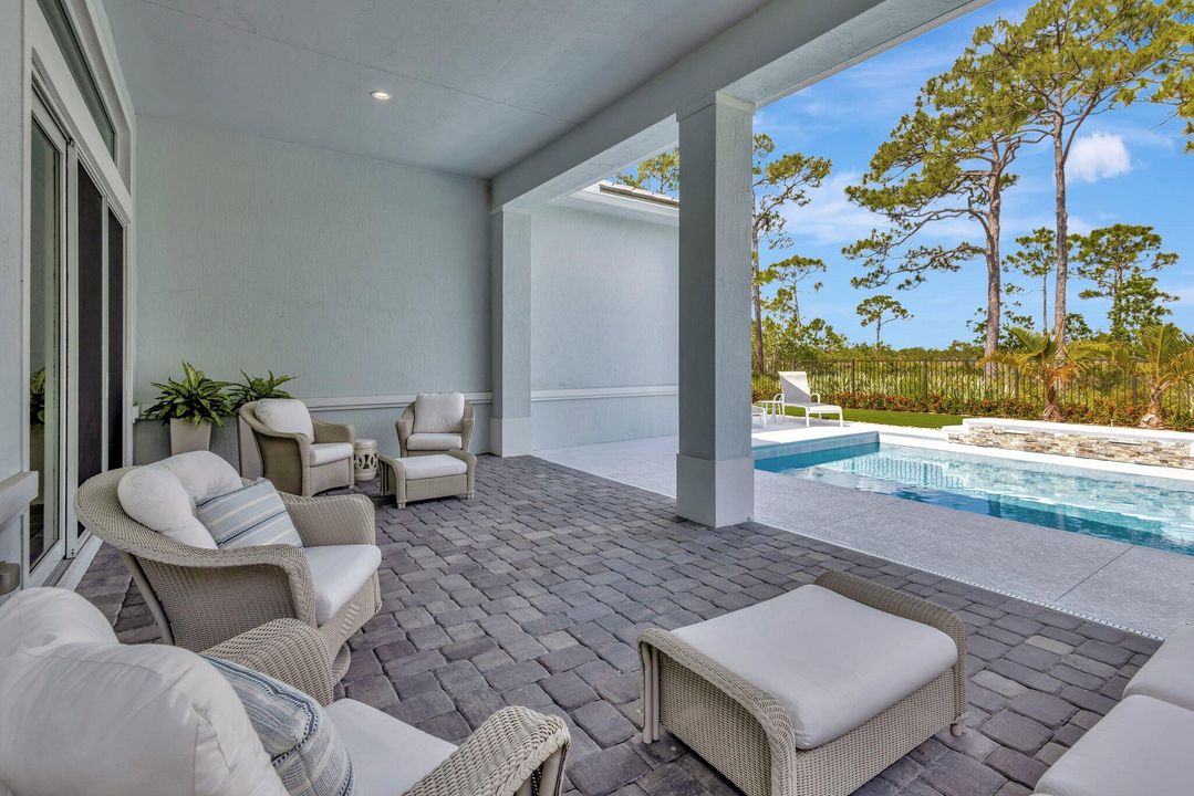 待售: $999,000 (4 贝兹, 3 浴室, 3621 平方英尺)