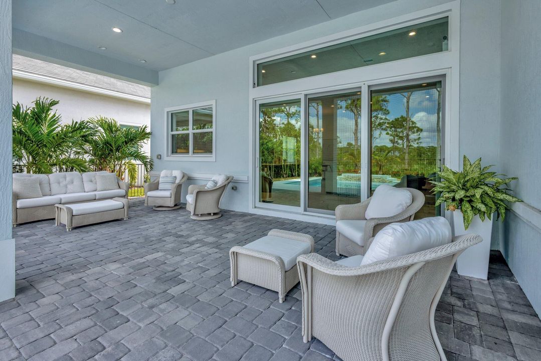 待售: $999,000 (4 贝兹, 3 浴室, 3621 平方英尺)