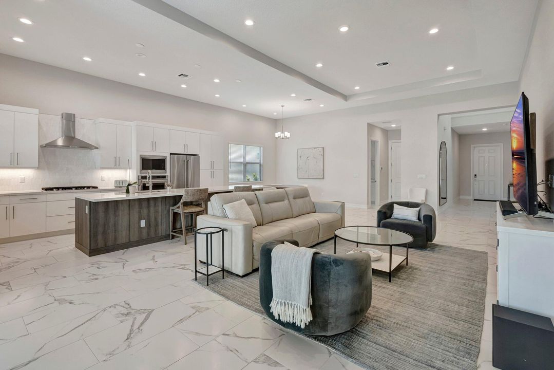 待售: $999,000 (4 贝兹, 3 浴室, 3621 平方英尺)