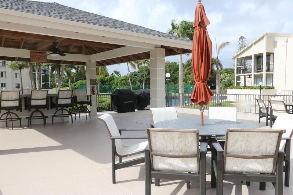 For Sale: $320,000 (2 beds, 2 baths, 1537 Square Feet)