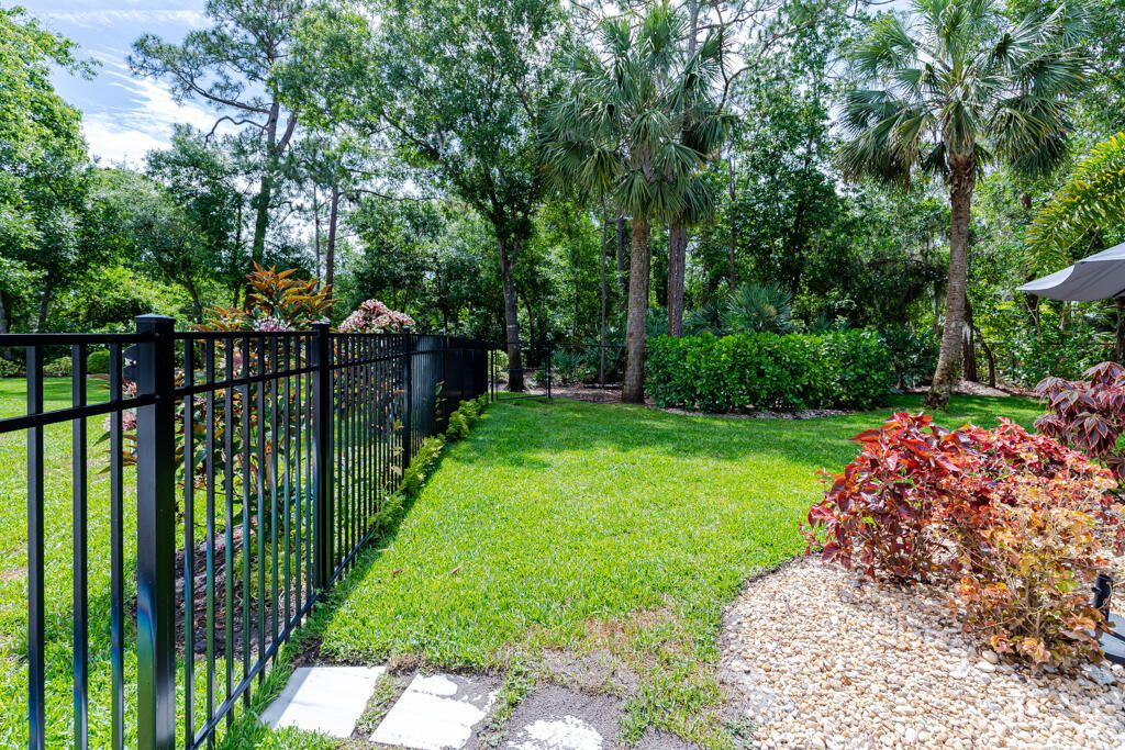 Activo con contrato: $1,475,000 (5 camas, 3 baños, 4364 Pies cuadrados)