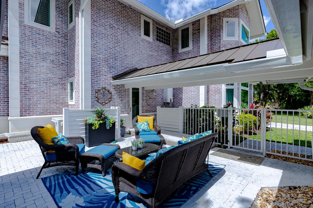 Activo con contrato: $1,475,000 (5 camas, 3 baños, 4364 Pies cuadrados)