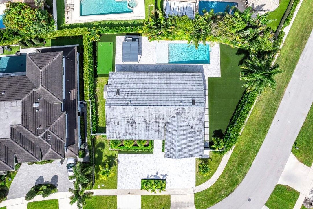 待售: $2,195,000 (5 贝兹, 4 浴室, 2472 平方英尺)