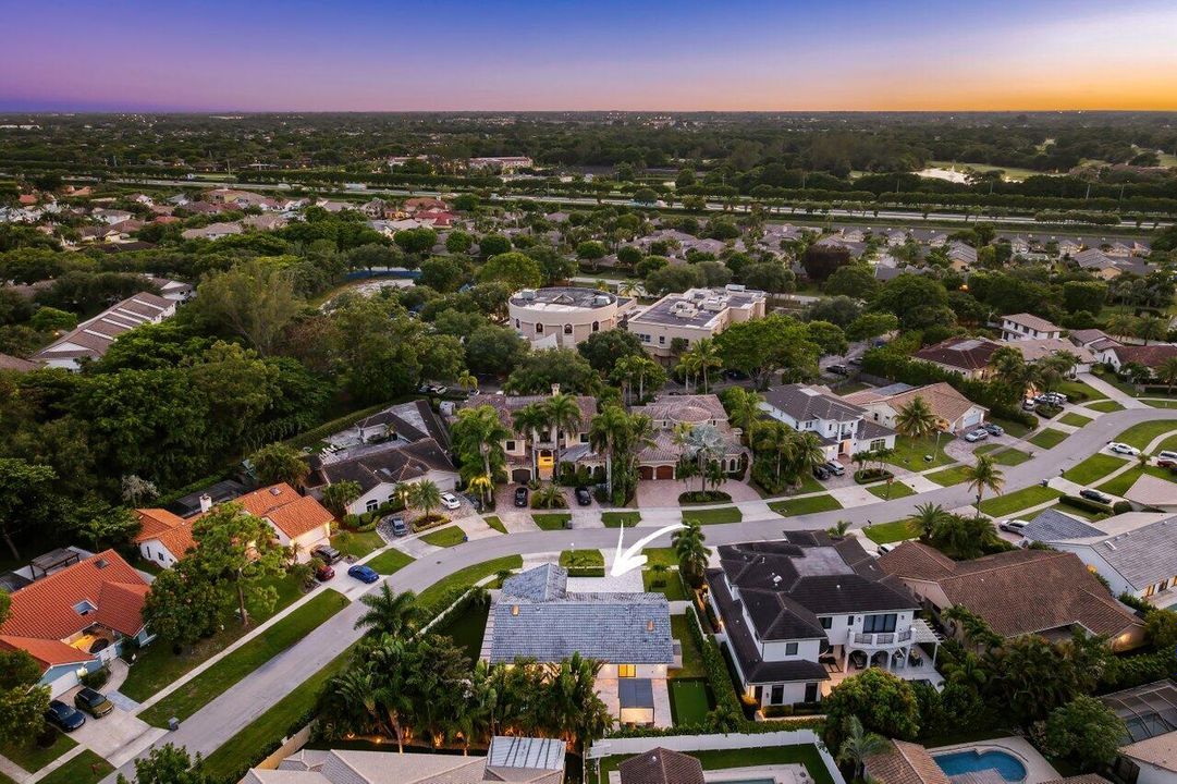 待售: $2,195,000 (5 贝兹, 4 浴室, 2472 平方英尺)