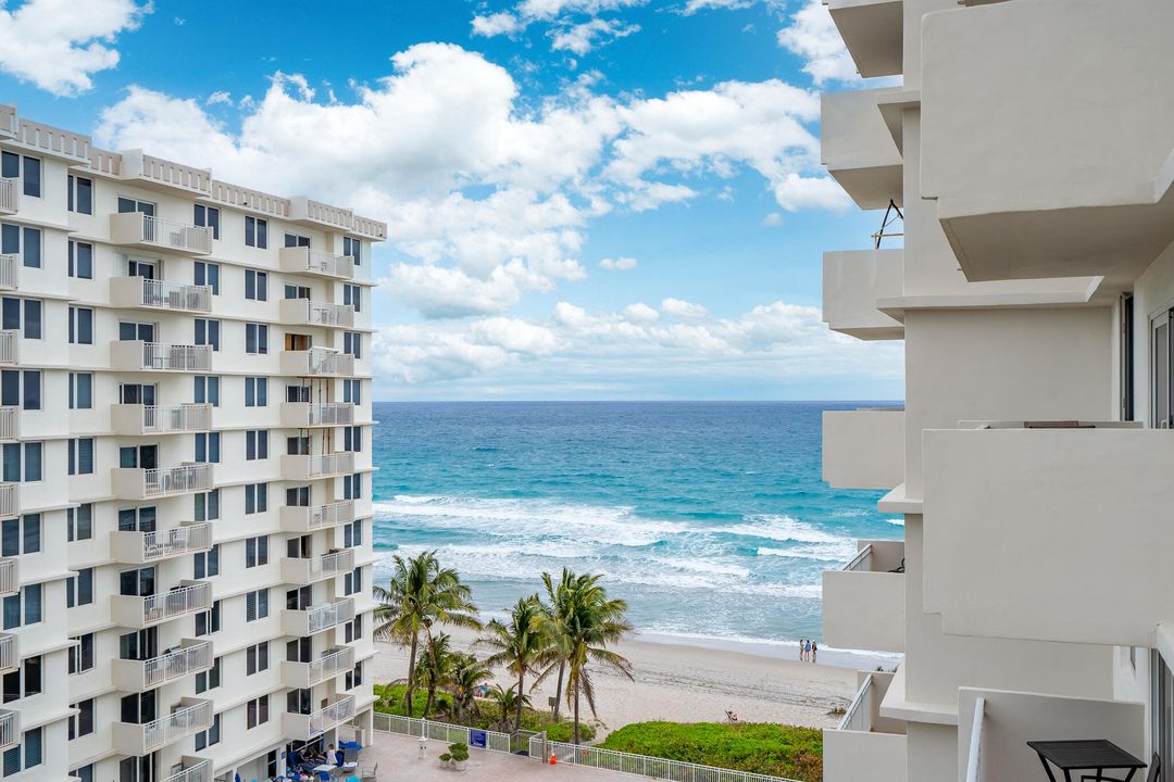 Recently Rented: $6,500 (2 beds, 2 baths, 1050 Square Feet)