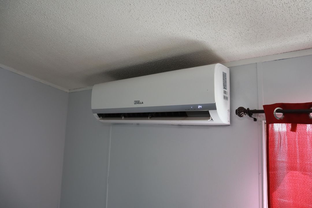 En Venta: $180,000 (3 camas, 2 baños, 1200 Pies cuadrados)