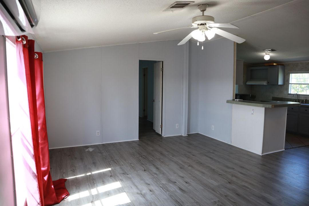 En Venta: $180,000 (3 camas, 2 baños, 1200 Pies cuadrados)