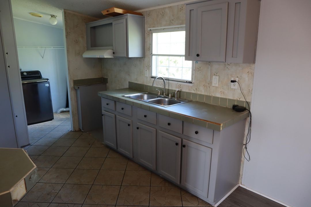 En Venta: $180,000 (3 camas, 2 baños, 1200 Pies cuadrados)