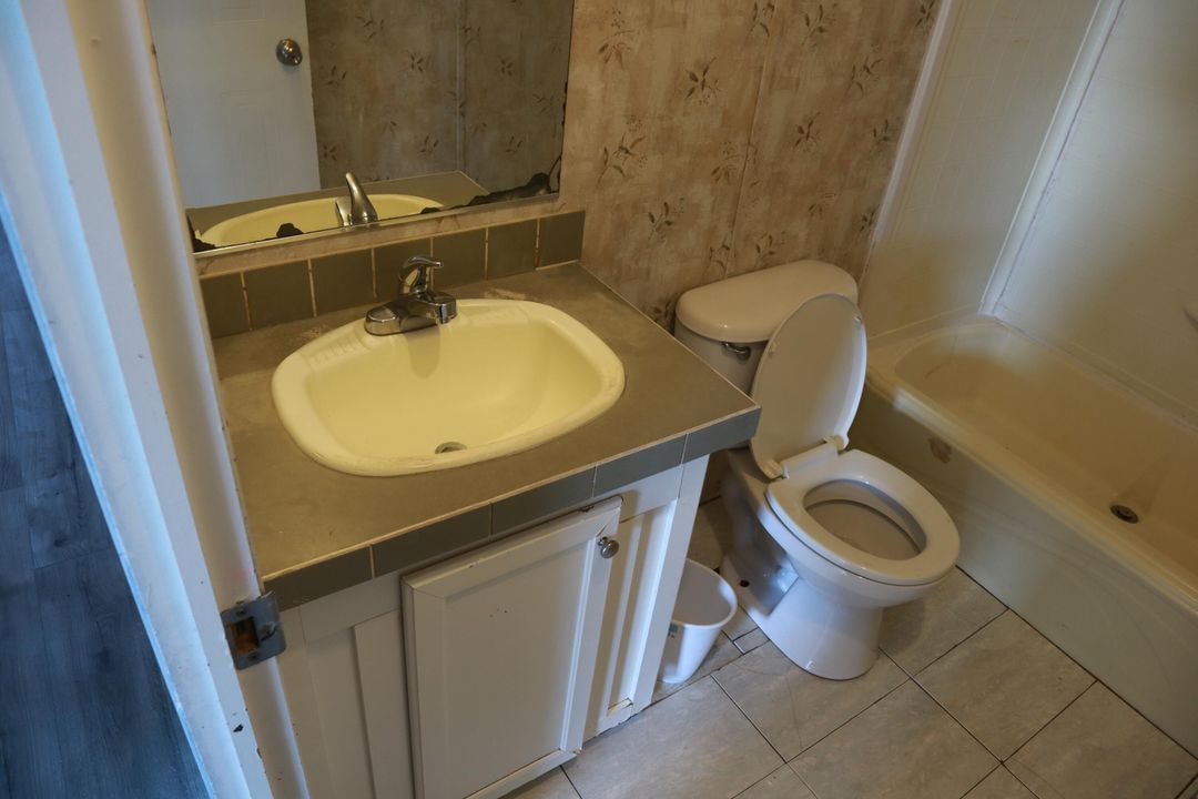 En Venta: $180,000 (3 camas, 2 baños, 1200 Pies cuadrados)