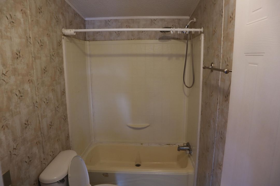 En Venta: $180,000 (3 camas, 2 baños, 1200 Pies cuadrados)